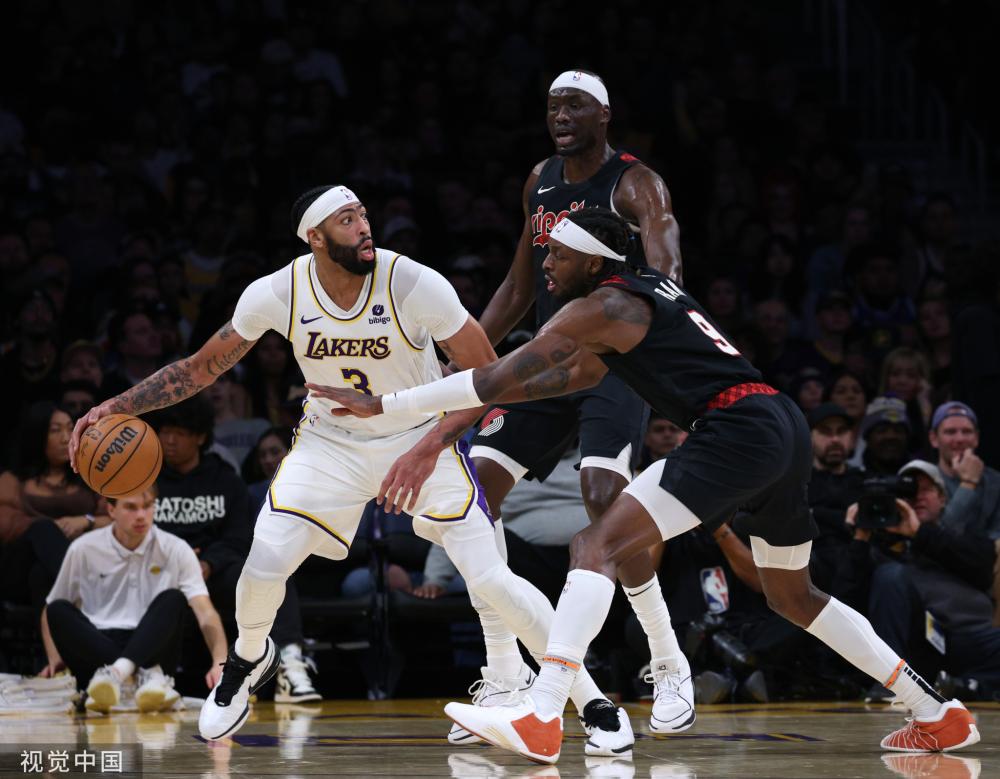 相比之下 相比之下