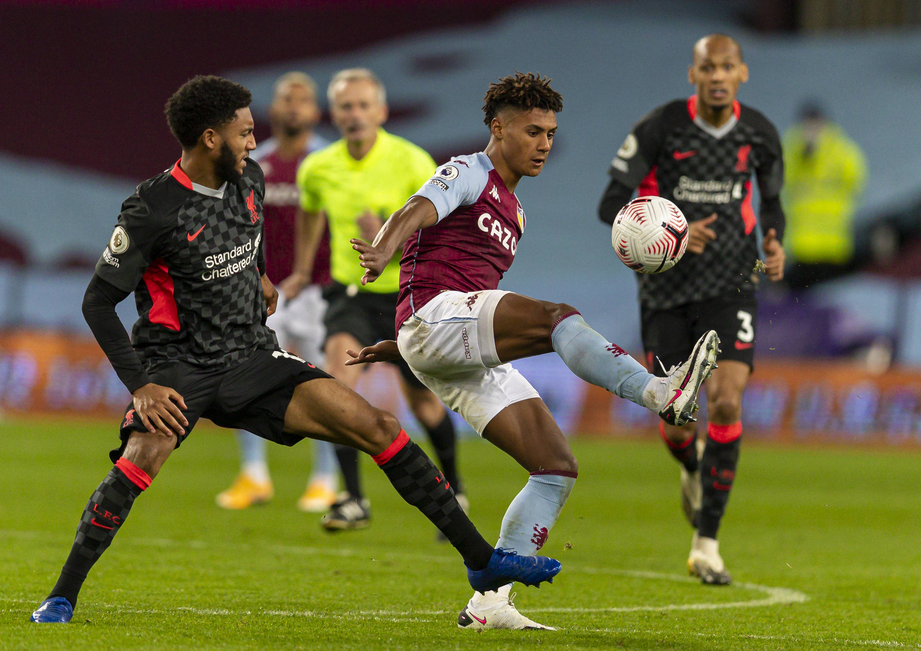 亚眠的进攻 亚眠的进攻